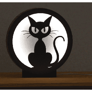 Luz de - gato negro sentado en la lámpara (color de luz neutro)