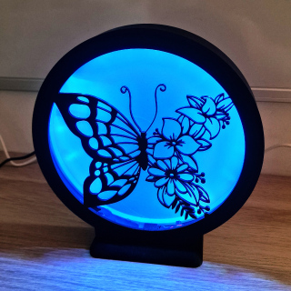 🏷️Lampka RGB LED Butterfly - Byd fra £1 uden minimumspris!