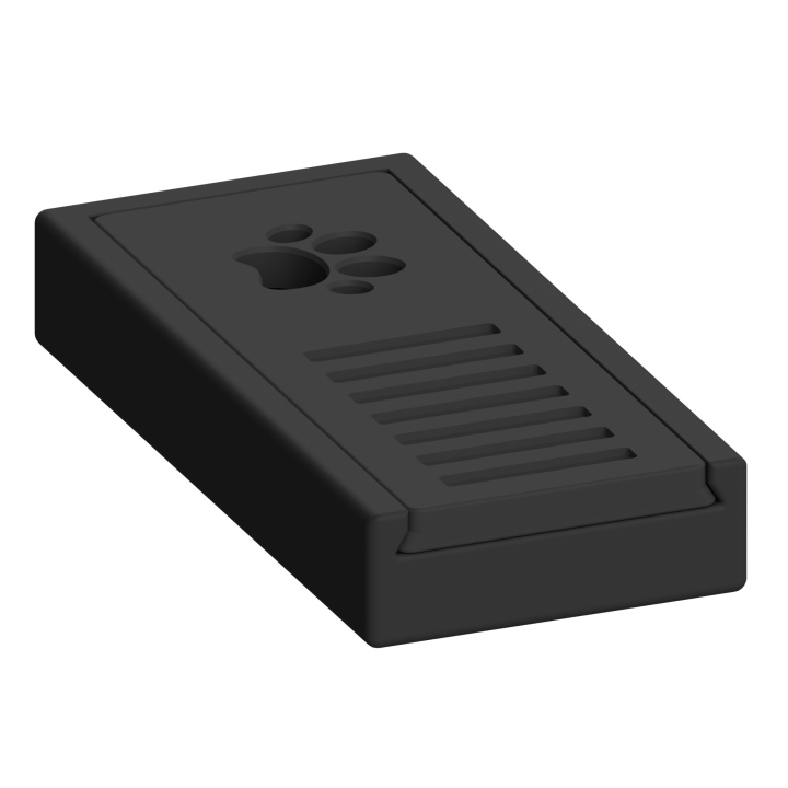 Skrytka zapachowa w formie małego pudełeczka – dyskretne i łatwe do zakamuflowania ukrycie do treningów nosework.