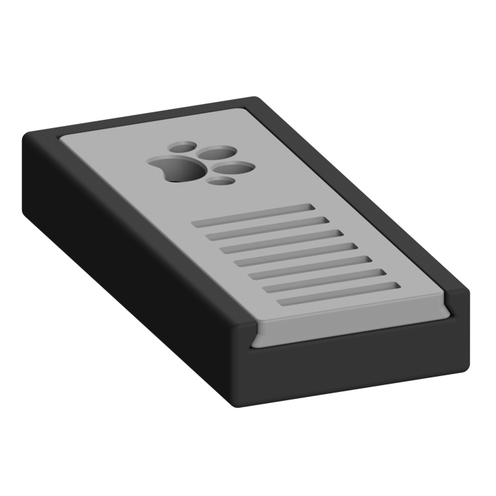 Skrytka zapachowa w formie małego pudełeczka – dyskretne i łatwe do zakamuflowania ukrycie do treningów nosework.