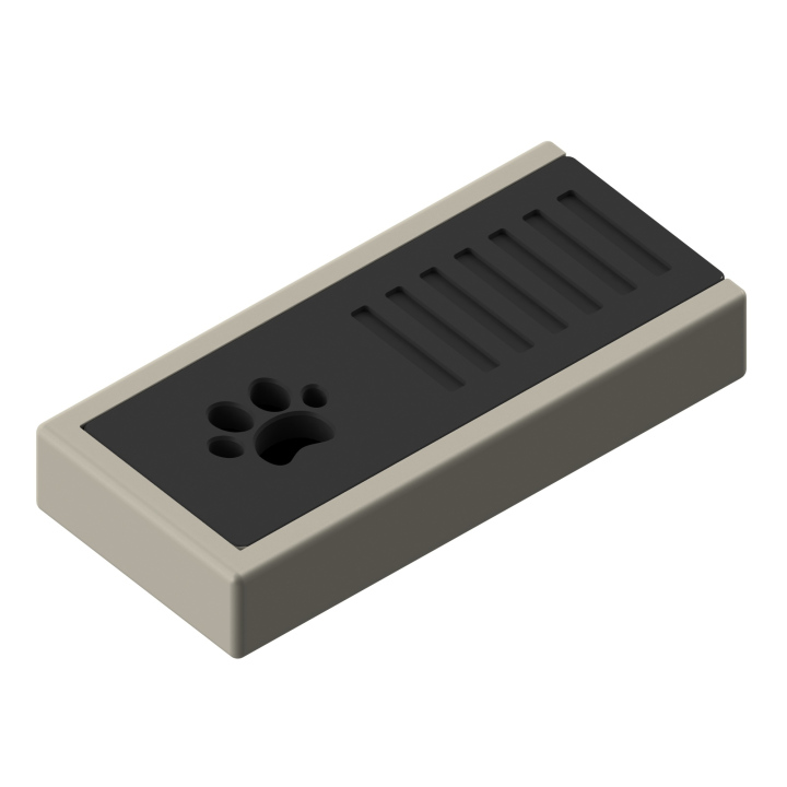 Miniaturowa puszka z miejscem na wacik zapachowy – idealna do precyzyjnych przeszukań.