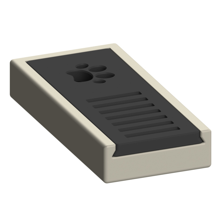 Skrytka zapachowa w formie małego pudełeczka – dyskretne i łatwe do zakamuflowania ukrycie do treningów nosework.