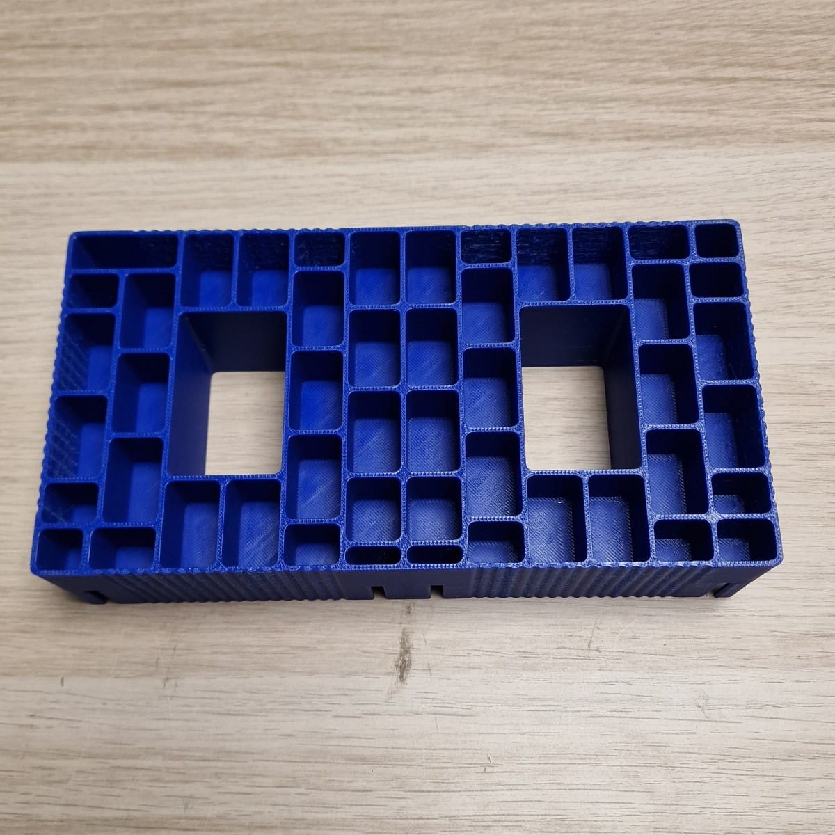 Attrape brique – cachette modulaire pour entraînements de Nosework et Scentwork